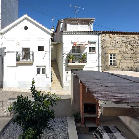 Casa Das Flores أوليفيرا دو هوسبيتال المظهر الخارجي الصورة